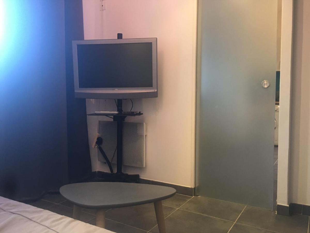 2 Pieces Et Mezzanine Des 2 Nuits Apartman Vedène Kültér fotó