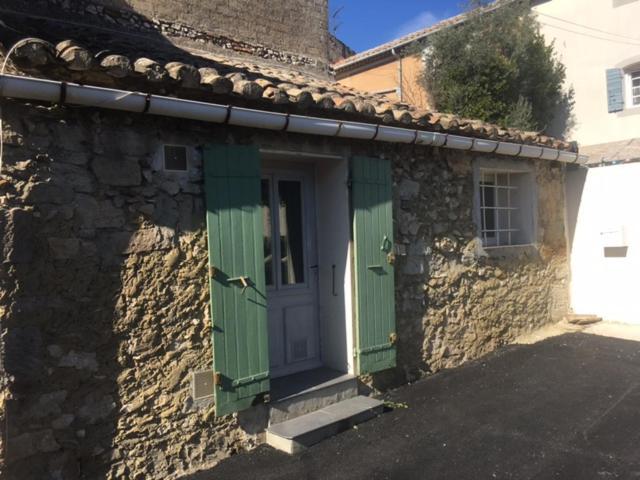 2 Pieces Et Mezzanine Des 2 Nuits Apartman Vedène Kültér fotó