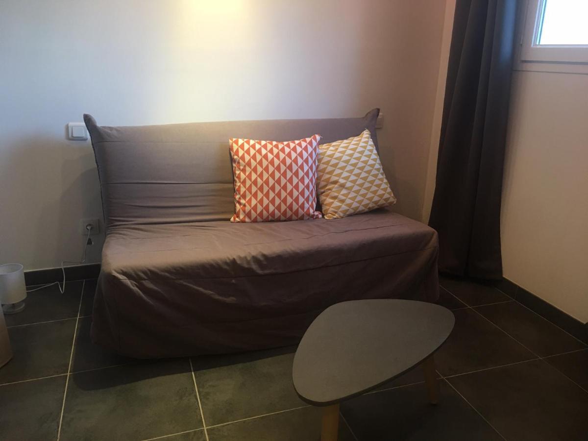 2 Pieces Et Mezzanine Des 2 Nuits Apartman Vedène Kültér fotó