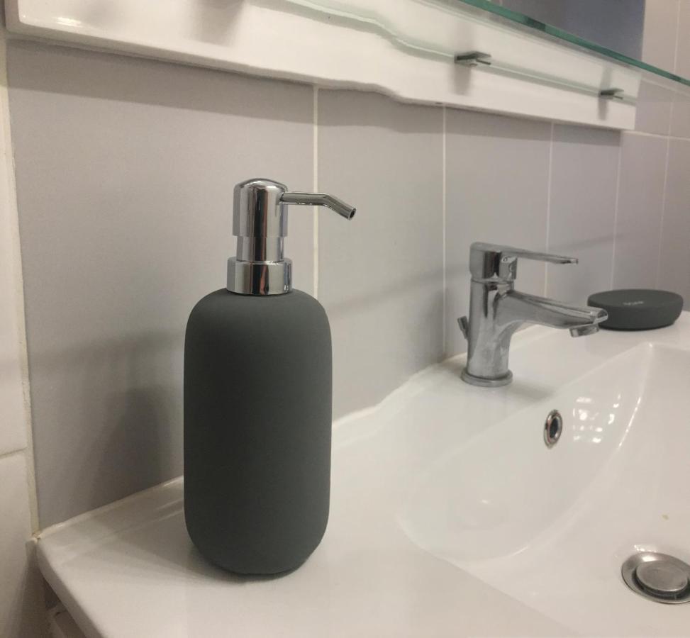 2 Pieces Et Mezzanine Des 2 Nuits Apartman Vedène Kültér fotó